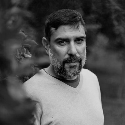 David González